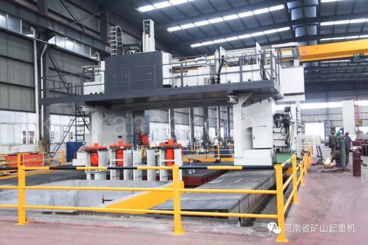 Isinasagawa ang fixed beam gantry mobile CNC machining center 1