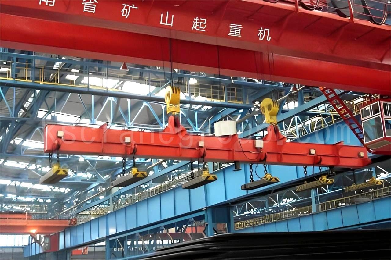 Electromagnetic overhead crane with lifting beams 1