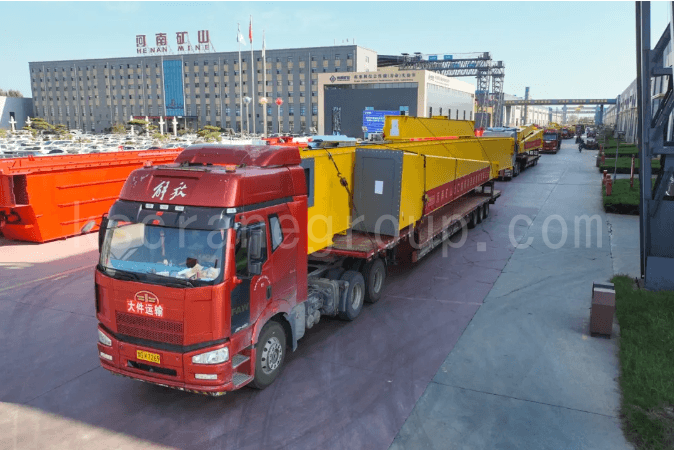 Exportation de grues Henan Kuangshan vers le Vietnam3