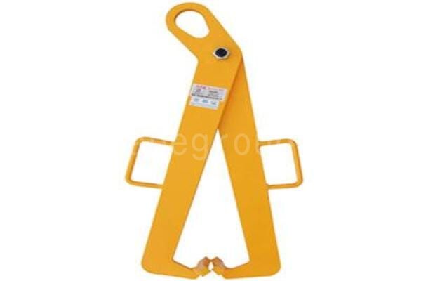 Vertical barrel lifting clamp.jpeg