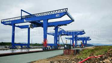 Leading Operational Efficiency automated container gantry crane