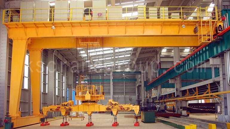 Overhead Crane with Lower Rotating Electromagnetic Beam