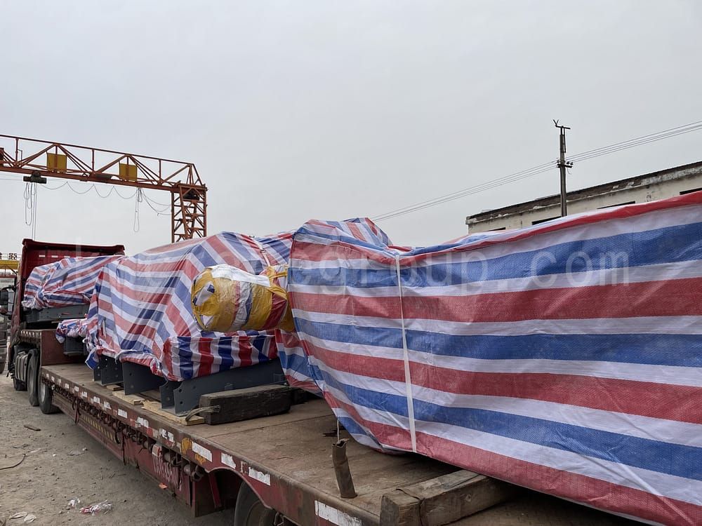 Double girder overhead crane parts export to Russia Packaging