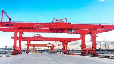 Lanzhou International Port Area Železniční kontejnerový portálový jeřáb1