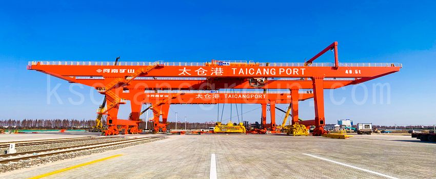 Taicang Port Reli Iliyowekwa Kontena Gantry Crane1